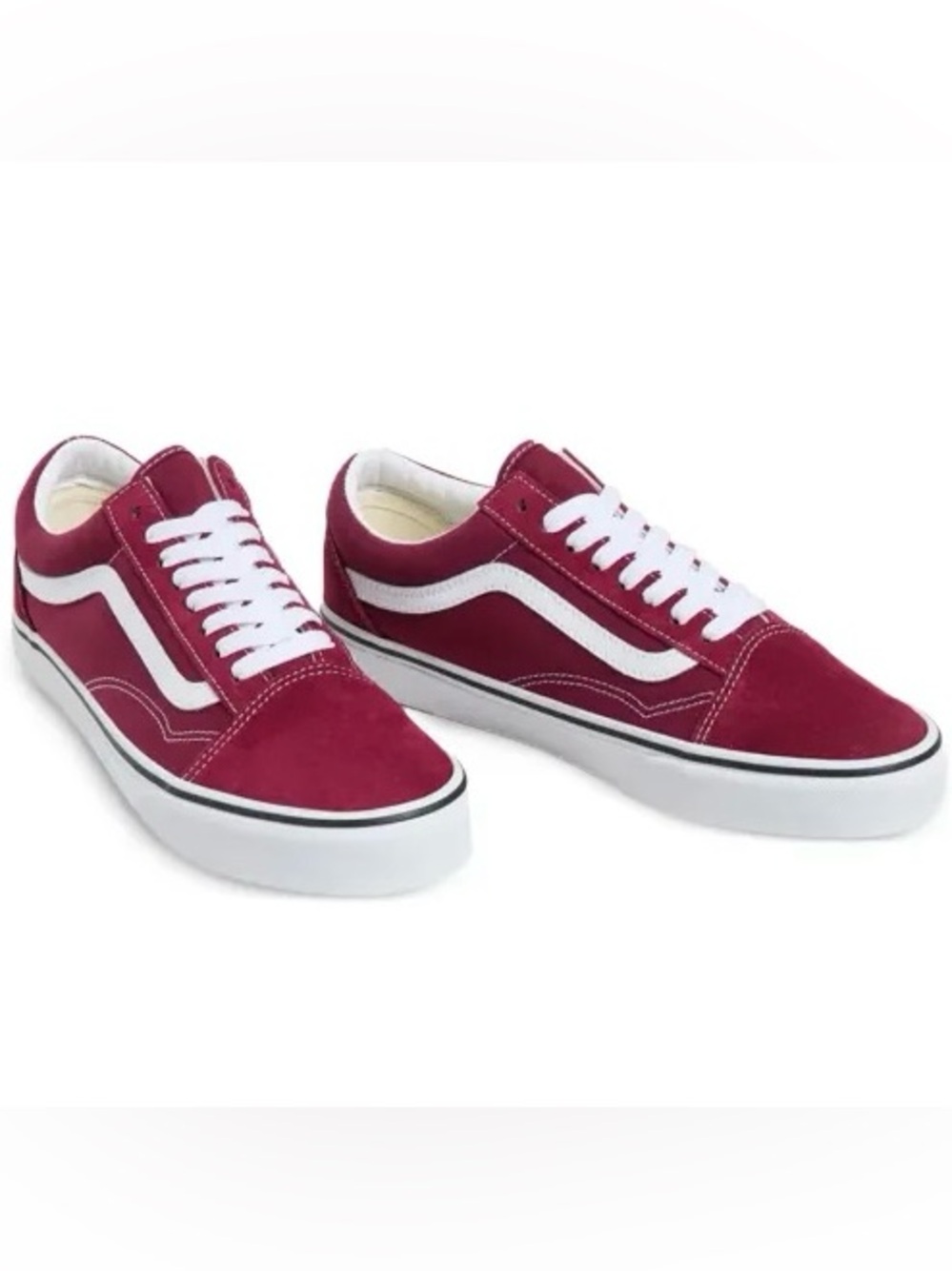 Vans Old Skool Sneakers in Suede Burgundy with White Stripe Unisex
